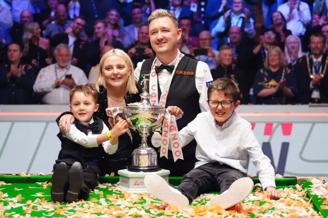 Kyren Wilson with his family