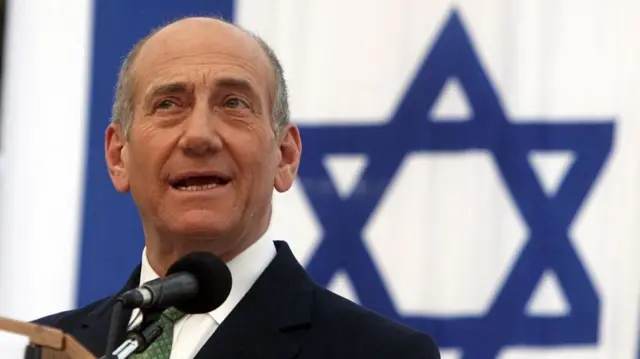 Ehud Olmert speaking in 2007