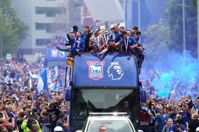 Ipswich Town players on the coach