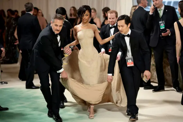 Tyla, fashion detail, attends The 2024 Met Gala Celebrating "Sleeping Beauties: Reawakening Fashion" at The Metropolitan Museum of Art on May 06, 2024 in New York City