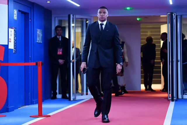 Kylian Mbappe of Paris Saint-Germain arrives at the stadium