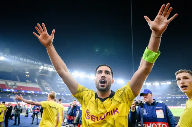 Emre Can of BVB celebrates victory