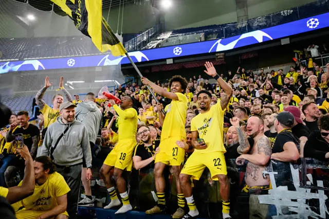 Youssoufa Moukoko, Karim Adeyemi and Ian Maatsen of BVB celebrating victory