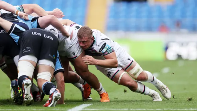 Jac Morgan in scrum for Ospreys