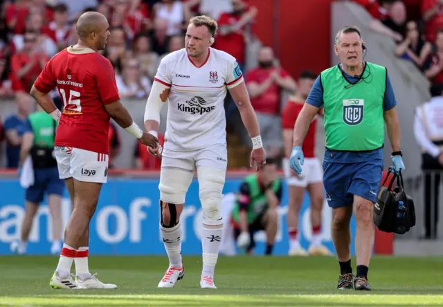 Simon Zebo consoles Kieran Treadwell as he leaves the field injured