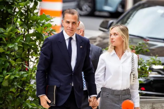 Hunter Biden and his wife Melissa Cohen Biden walk into a Delaware court