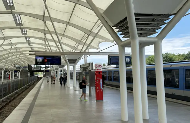 Allianz arena train station