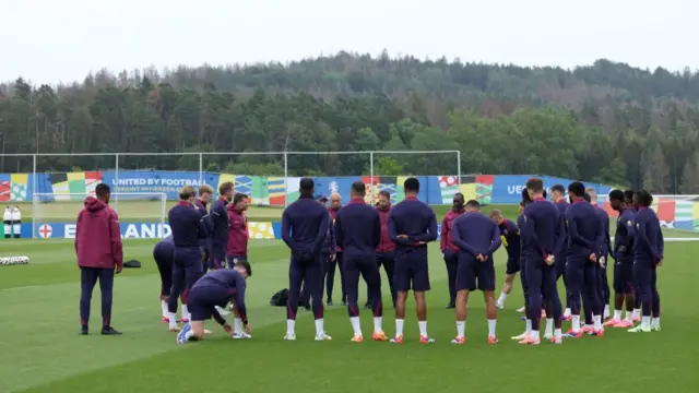 england team during training