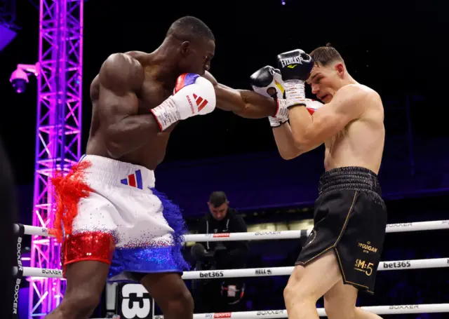 Richard Riakporhe lands a left jab on Chris Billam-Smith