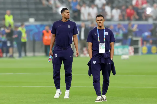 Trent Alexander-Arnold and Jude Bellingham