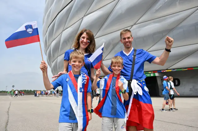 Serbia fans