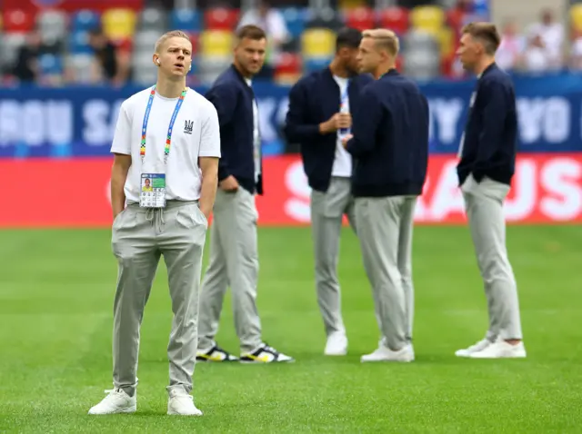 Oleksander Zinchenko on pitch