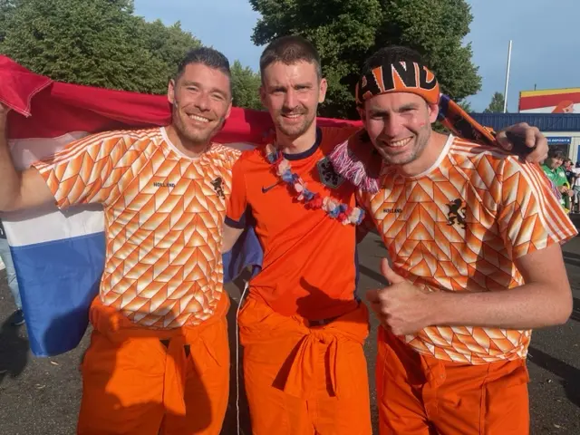 Netherlands fans