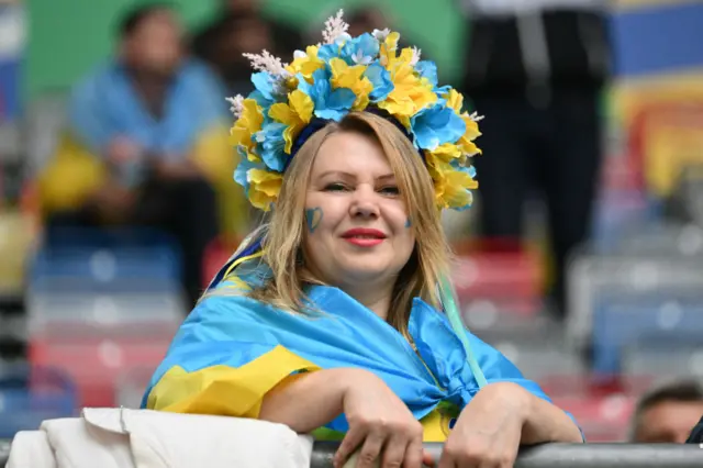 Ukraine fan