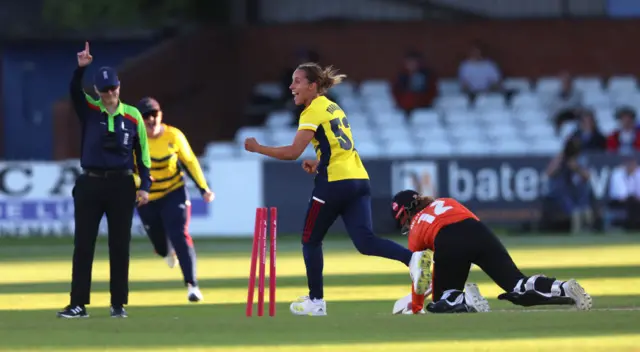 Tash Farrant celebrates running out Tammy Beaumont