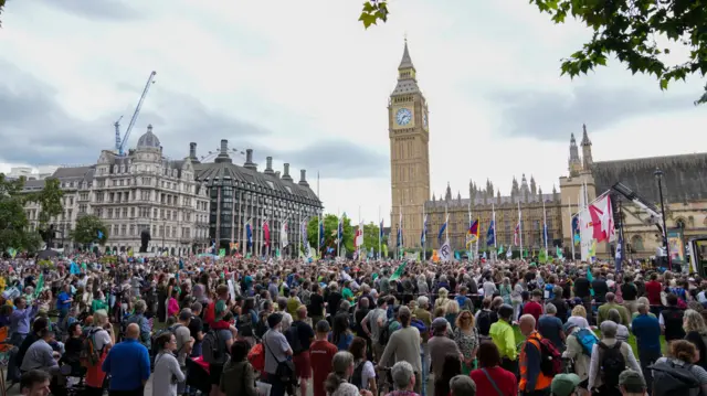 Large crowds in Parliament Square