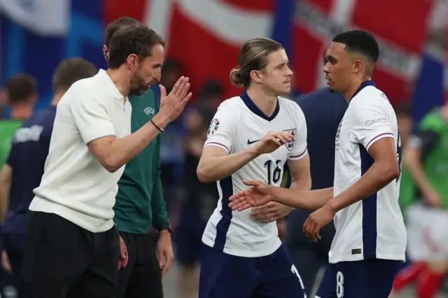 Trent Alexander-Arnold and Conor Gallagher