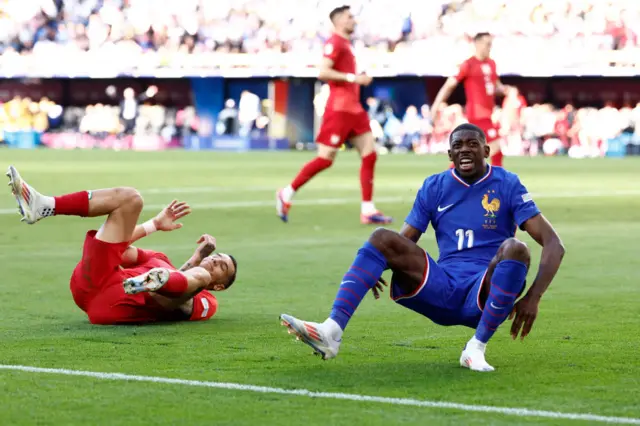 Ousmane Dembele fouled by Jakub Kiwior in the penalty box