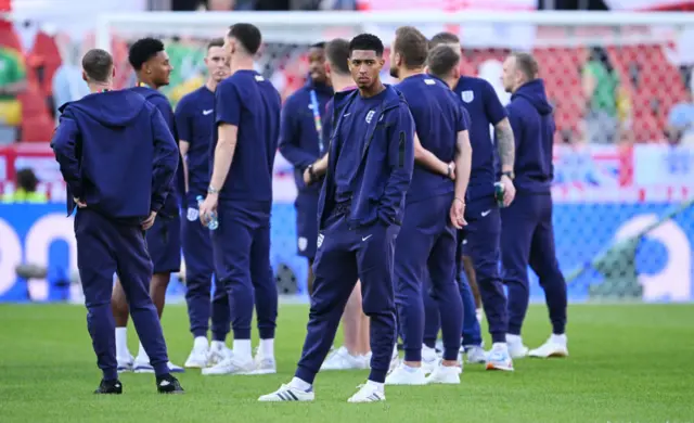 England players look relaxed as they survey the pitch (3)