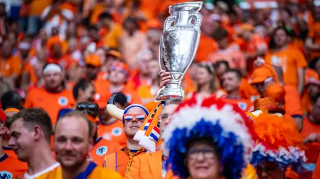 Dutch fans