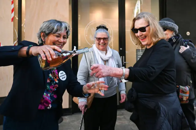 Assange supporters gather in Sydney