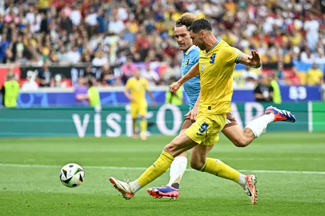 Roman Yaremchuk runs with the ball