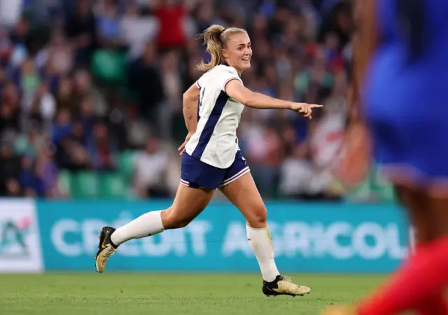 Georgia Stanway celebrates