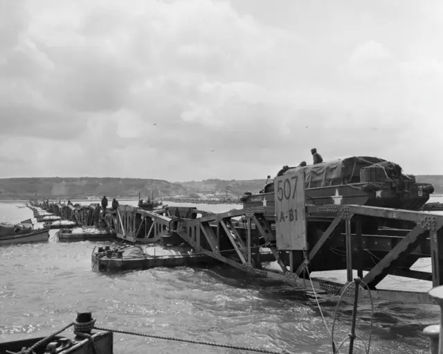 Mulberry bridge
