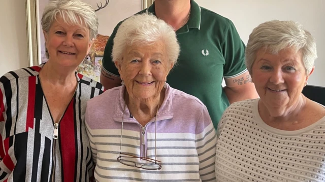 Sue, Doreen and Lyn