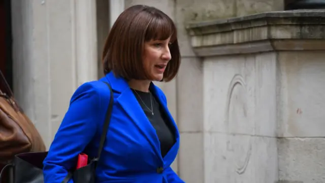 Rachel Reeves leaves the summit in central London