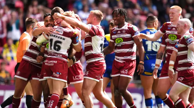 Wigan celebrate v Warrington