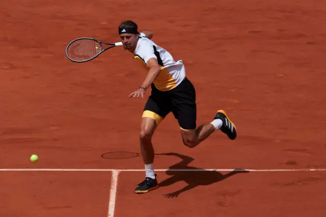 Alexander Zverev running on to a forehand