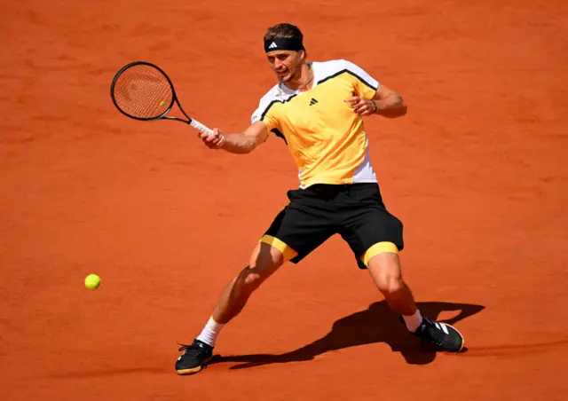 Alexander Zverev hitting a forehand