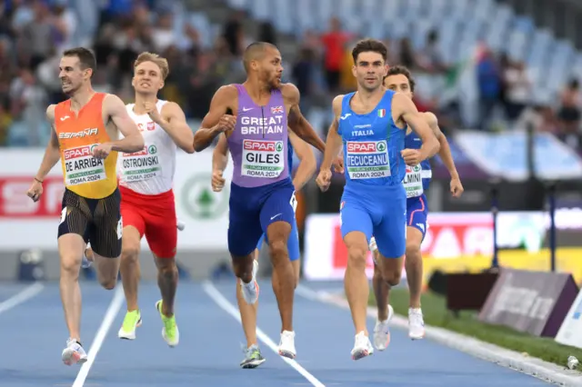 Elliot Giles (centre) and  Catalin Tecuceanu (right)