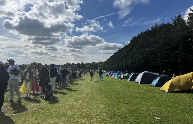 Wimbledon queue