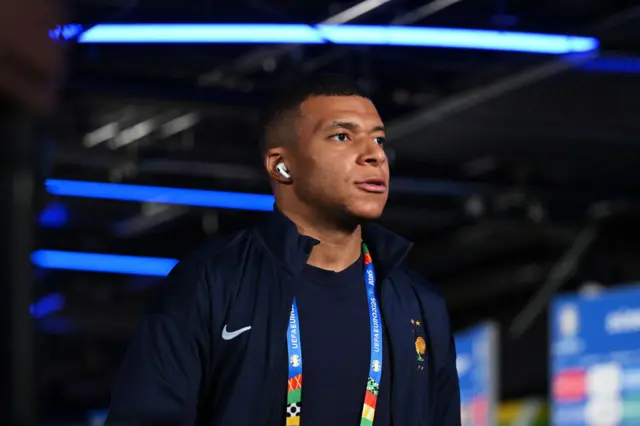 Kylian Mbappe arrives in Dusseldorf