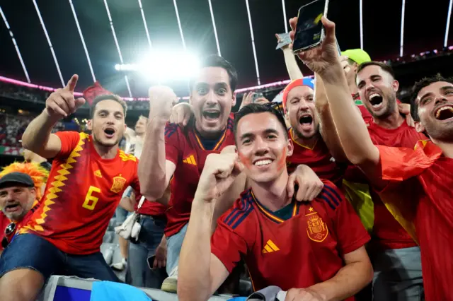 Spain fans celebrate