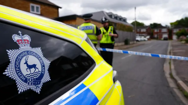 Hertfordshire Police car on Ashlyn Close