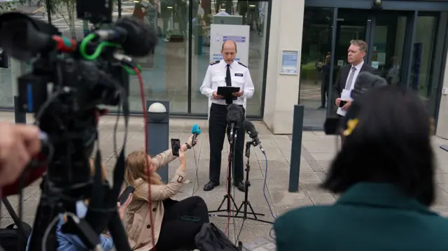 Ch Supt Simpson speaking to the media