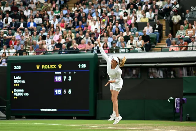 Donna Vekic returns against Italy's Jasmine Paolini