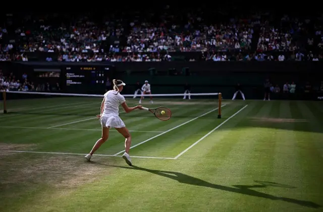 General view of play on Centre Court