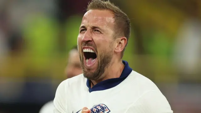 England's Harry Kane celebrates