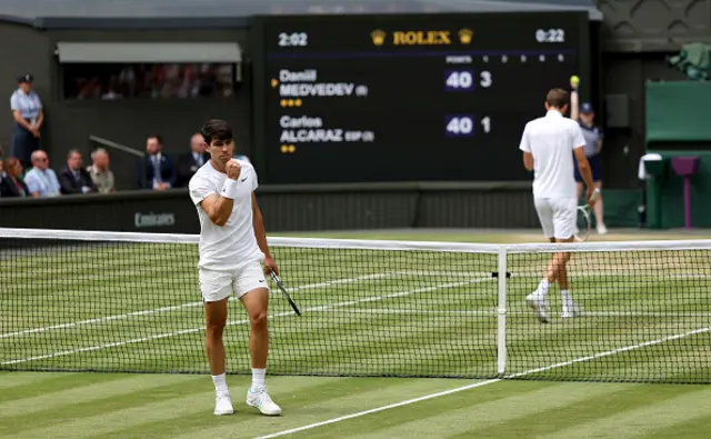 Alcaraz celebrates a point