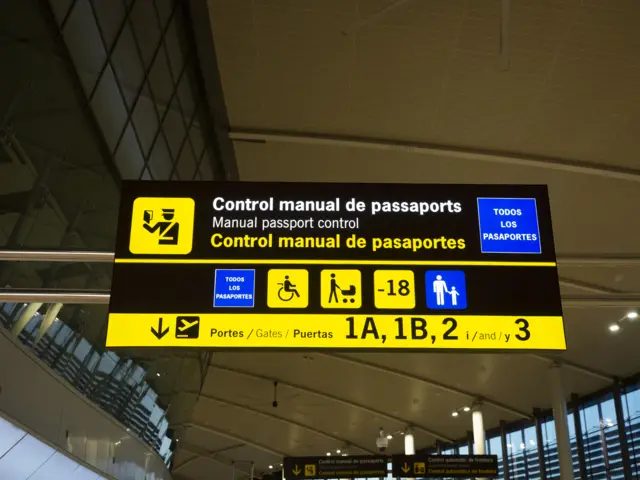 Arrivals in Spain