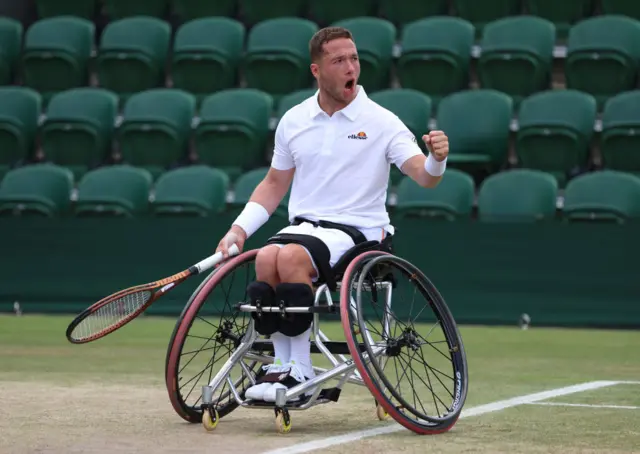 Alfie Hewett in action at Wimbledon