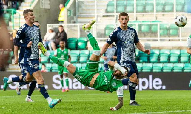 Boyle overhead kick