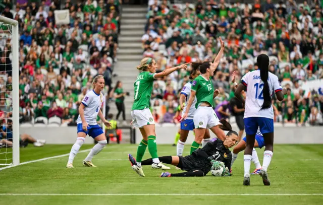 Republic of Ireland players claim for the penalty