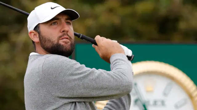 Scottie Scheffler in action during a practice round