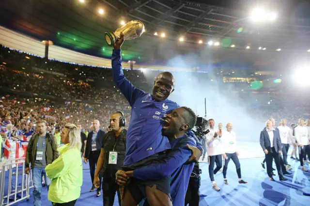 Kante lifts the World Cup