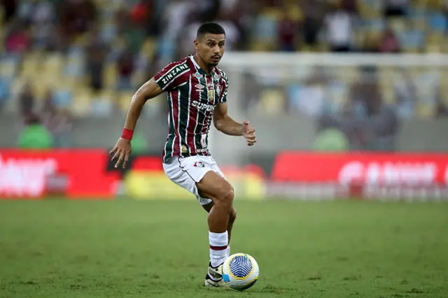 Andre Neto of Fluminense controls the ball